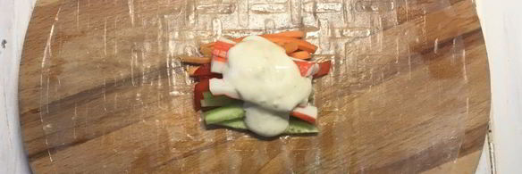 спринг-роллы с крабовыми палочками