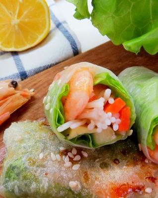 Спринг-роллы с креветками