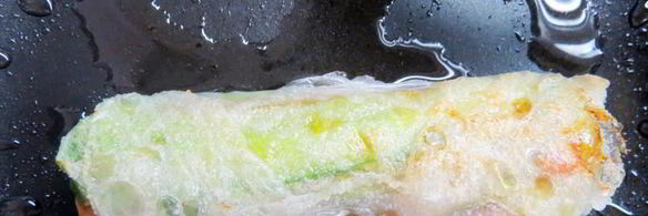 спринг-роллы с креветками