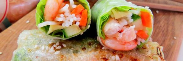 спринг-роллы с креветками