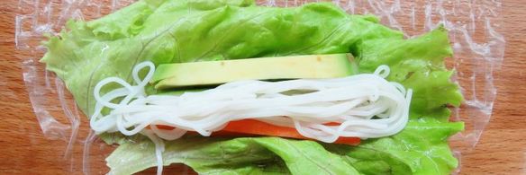 спринг-роллы с креветками