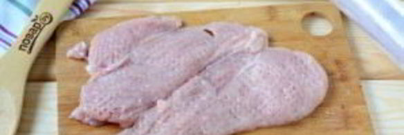 куриные колбаски-рулетики с курагой