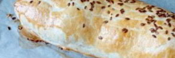 куриные рулетики в слоеном тесте