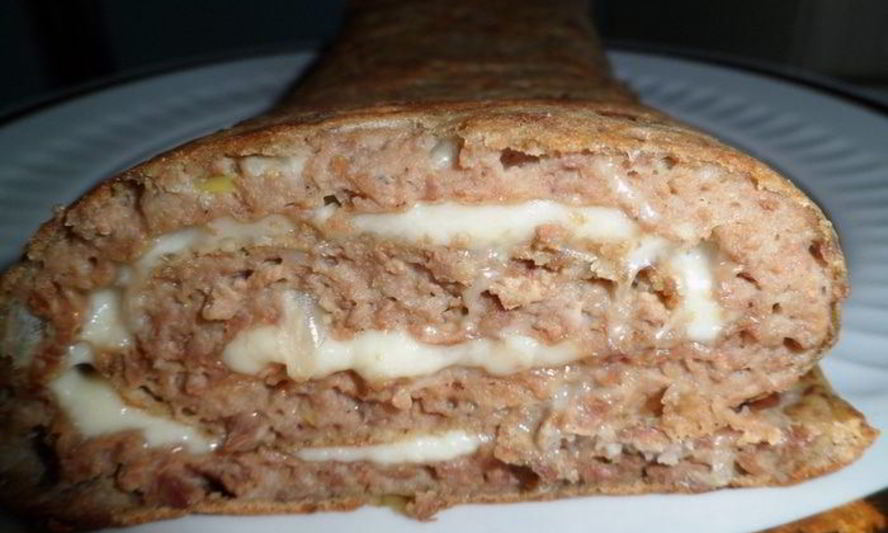 Рецепт печеночного рулета с сырома