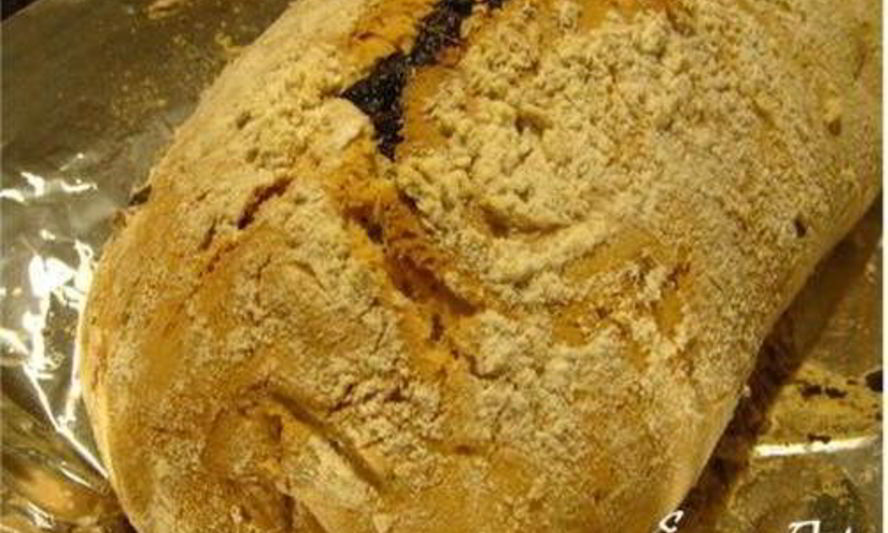 Рецепт песочного рулета с черной смородиной