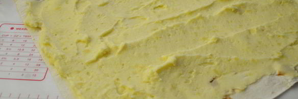 рулет из лаваша с картофелем и белыми грибами