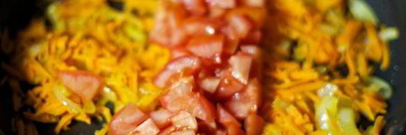 рулет из свинины с овощами