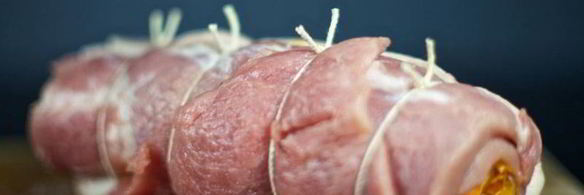 рулет из свинины с овощами