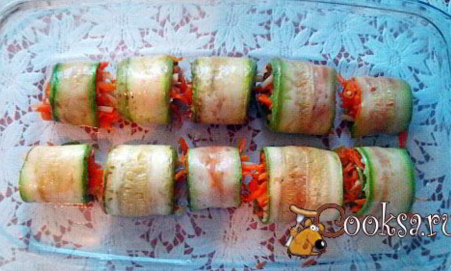Рецепт рулетиков из кабачков с морковно-сырной начинкой