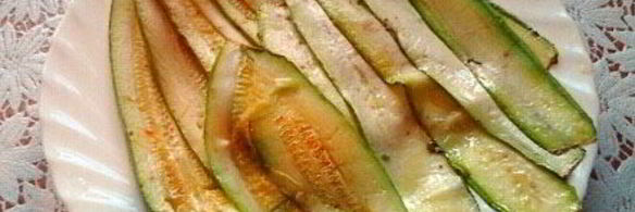 рулетики из кабачков с морковно-сырной начинкой