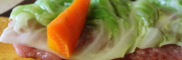 рулетики из свинины с овощами