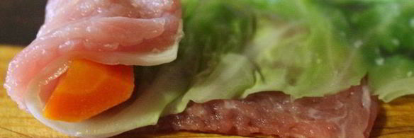 рулетики из свинины с овощами