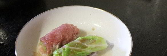 рулетики из свинины с овощами