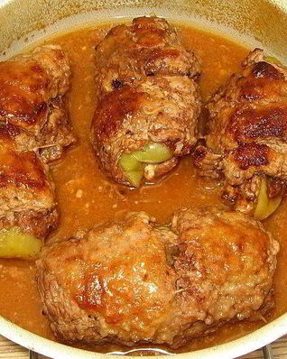 Рулеты из говядины в духовке