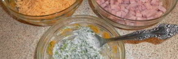 слойки-рулетики с зеленью, ветчиной и сыром