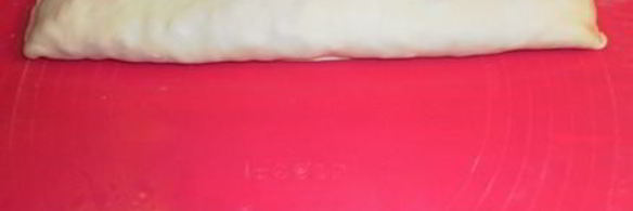 слойки-рулетики с зеленью, ветчиной и сыром