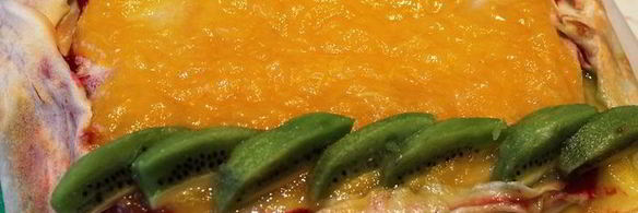 яркий фруктово-блинный рулет с рикоттой нежность