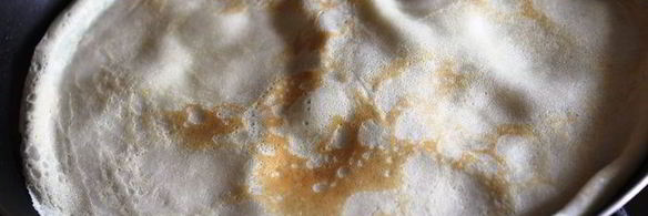 яркий фруктово-блинный рулет с рикоттой нежность