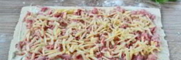 закусочные слойки-рулетики