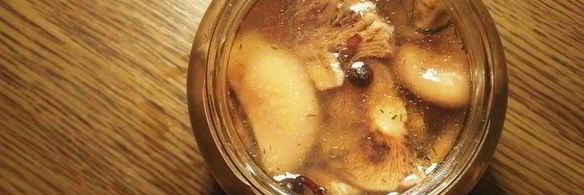 рыжики, маринованные в собственном соку