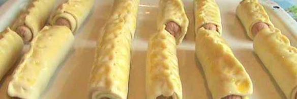 сосиски в дрожжевом тесте