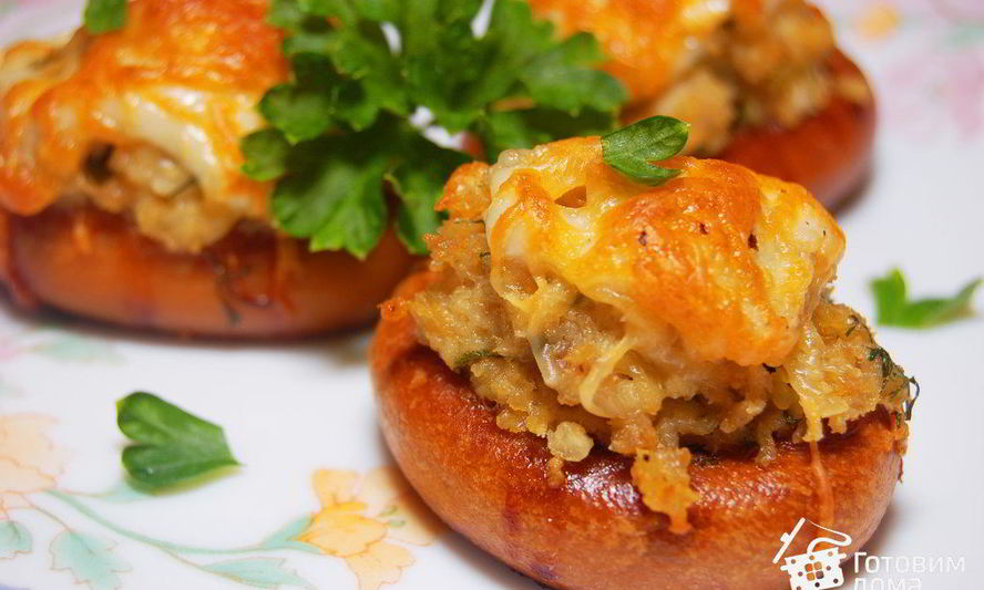 Рецепт сушек, запеченных с мясным фаршем