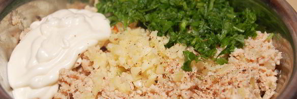 сушки, запеченные с мясным фаршем