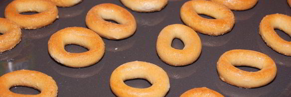 сушки, запеченные с мясным фаршем