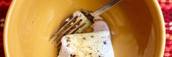 французские жареные сэндвичи с сыром филадельфия и зелеными яблоками