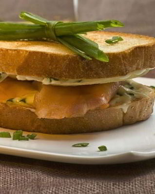 Сэндвич с красной рыбой