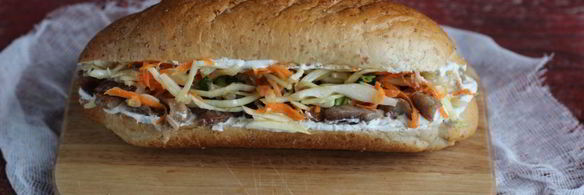 сэндвич с мясом и капустой