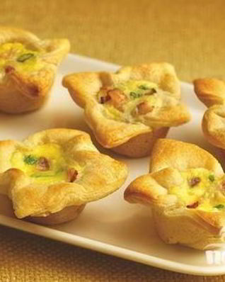 Пикантные тарталетки с творожной начинкой