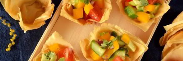 тарталетки из теста фило с салатом