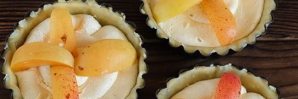 тарталетки с франжипаном и абрикосами