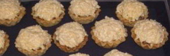 тарталетки с грибами и сыром