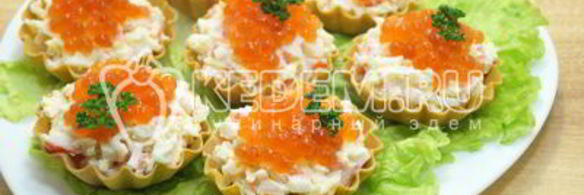 тарталетки с крабовыми палочками