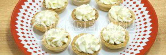 тарталетки с красной икрой