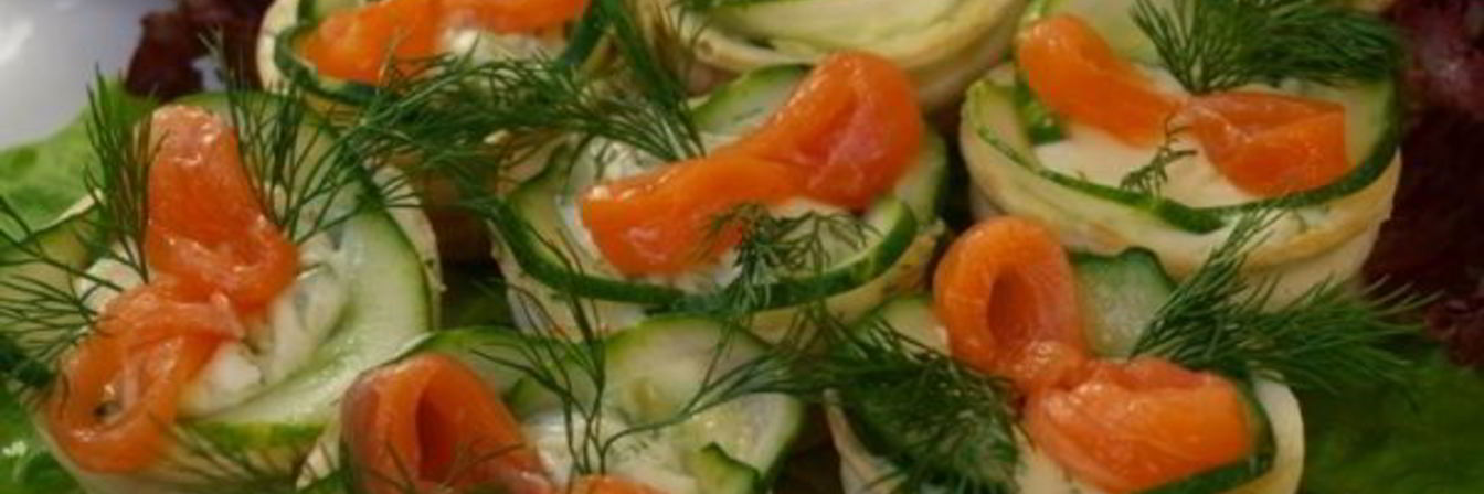 Тарталетки с красной рыбой