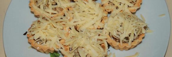 тарталетки с курицей и грибами