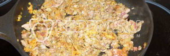 тарталетки с печеночным муссом и помидорами