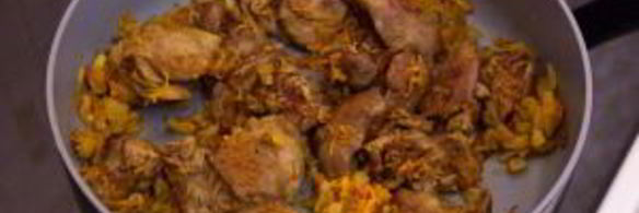 тарталетки с печеночным муссом, перепелиными яйцами и помидорами черри