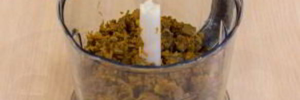 тарталетки с печеночным паштетом и гранатовым желе