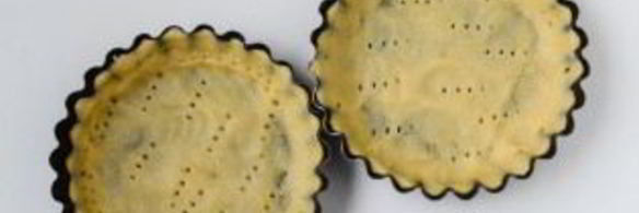 тарталетки с сыром и помидорами