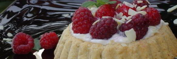 тарталетки с творожным кремом и малиной