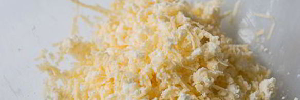 томатные тарталетки с сыром