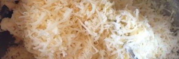 закусочные тарталетки из поленты с козьим сыром и помидорками черри