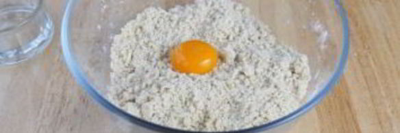 грушевый тарт с миндалем