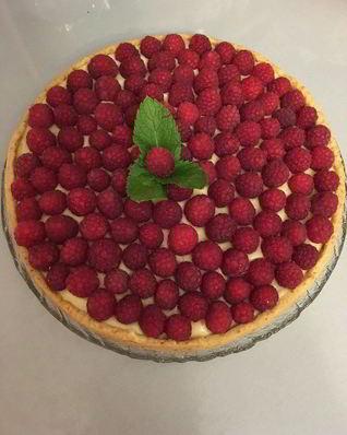 Малиновый тарт с заварным кремом