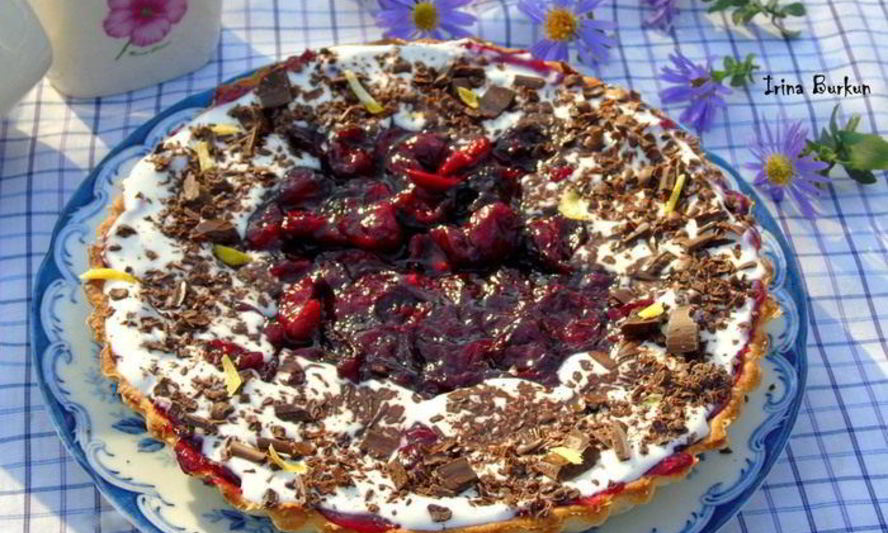 Рецепт сметанного тарта с вишней и вином