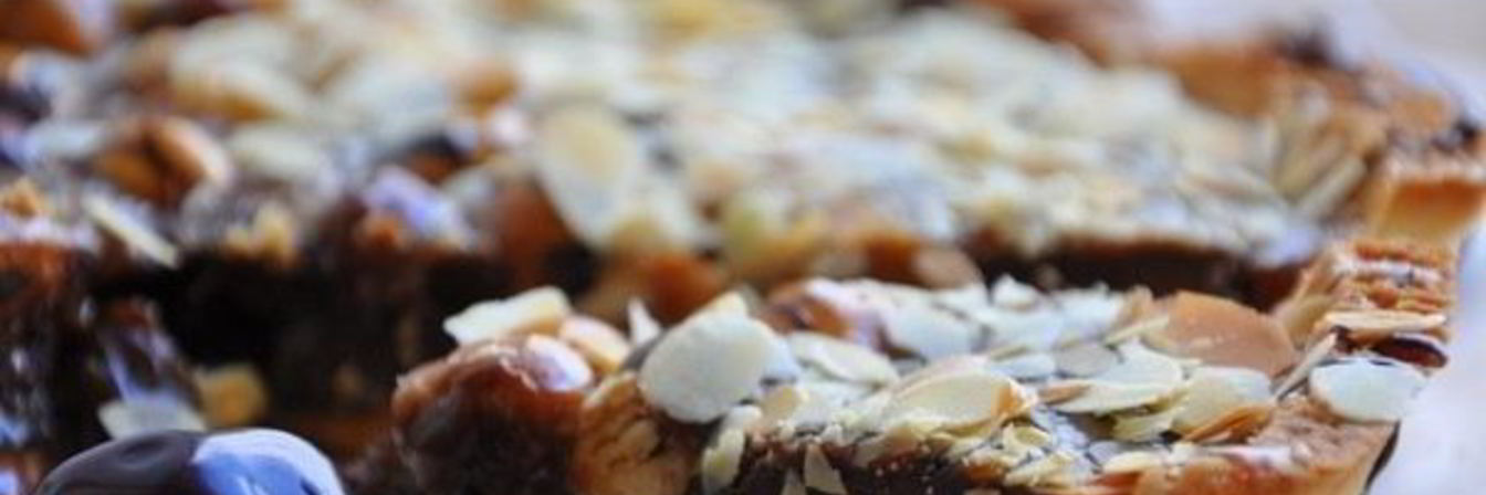 Тарт Брауни с фундуком и карамелью